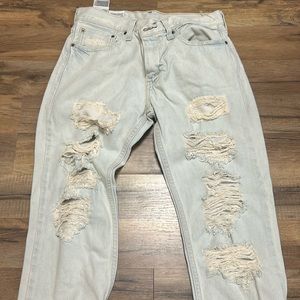 levi men’s ripped jeans